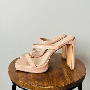 Lulus Pink Square Toe Patent Leather Heels Womens Size 7.5